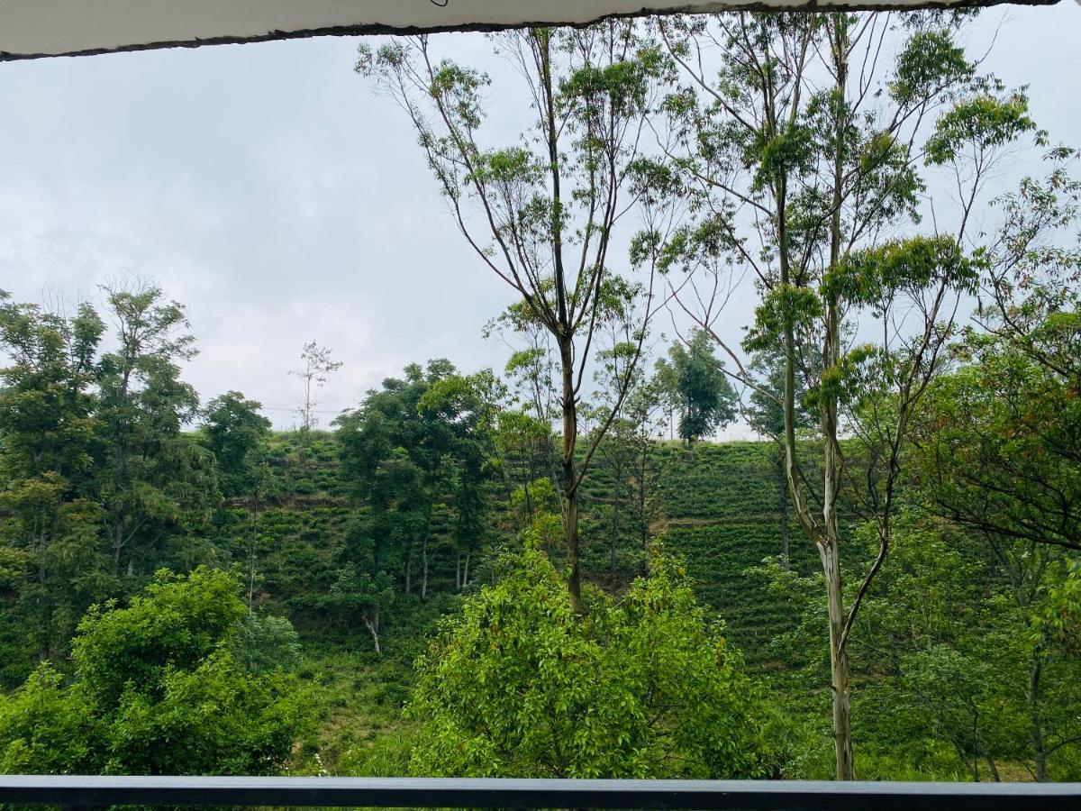 Aurora View Inn Haputale Bagian luar foto